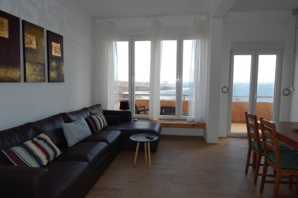 Big, Large Cozy Apartment With Sea View Ask For Additional Bedroom As An Extra Option Telde Exterior photo