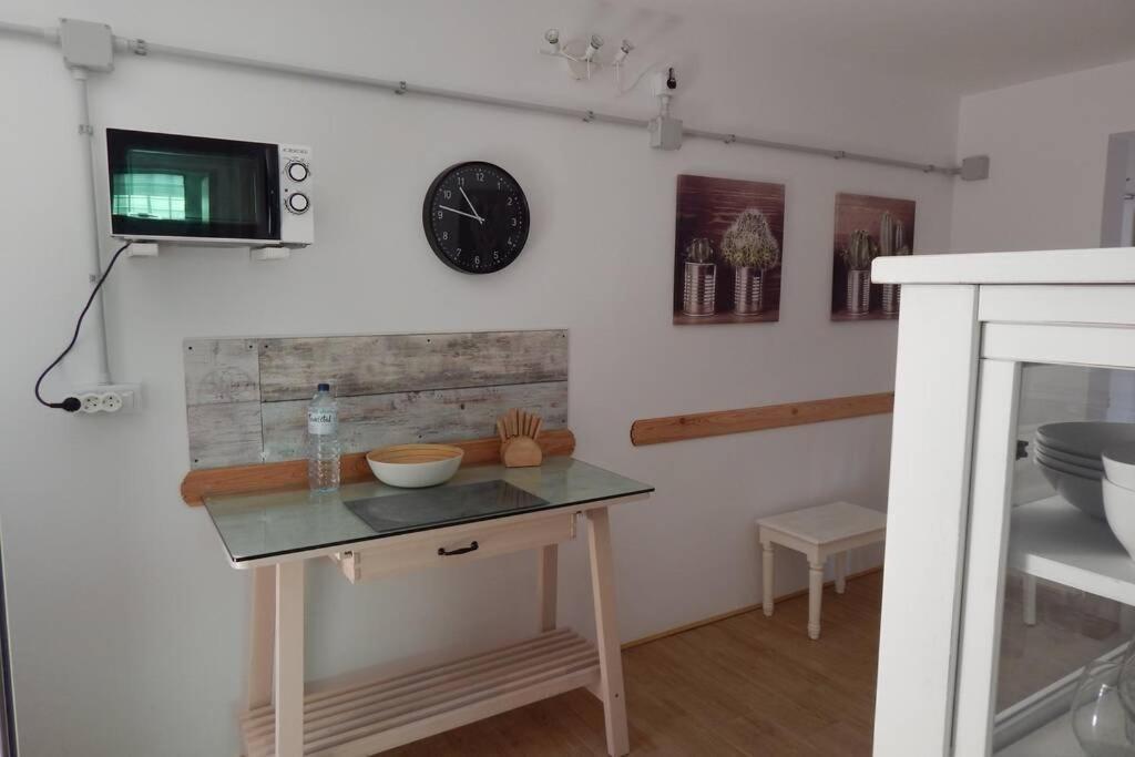 Big, Large Cozy Apartment With Sea View Ask For Additional Bedroom As An Extra Option Telde Exterior photo